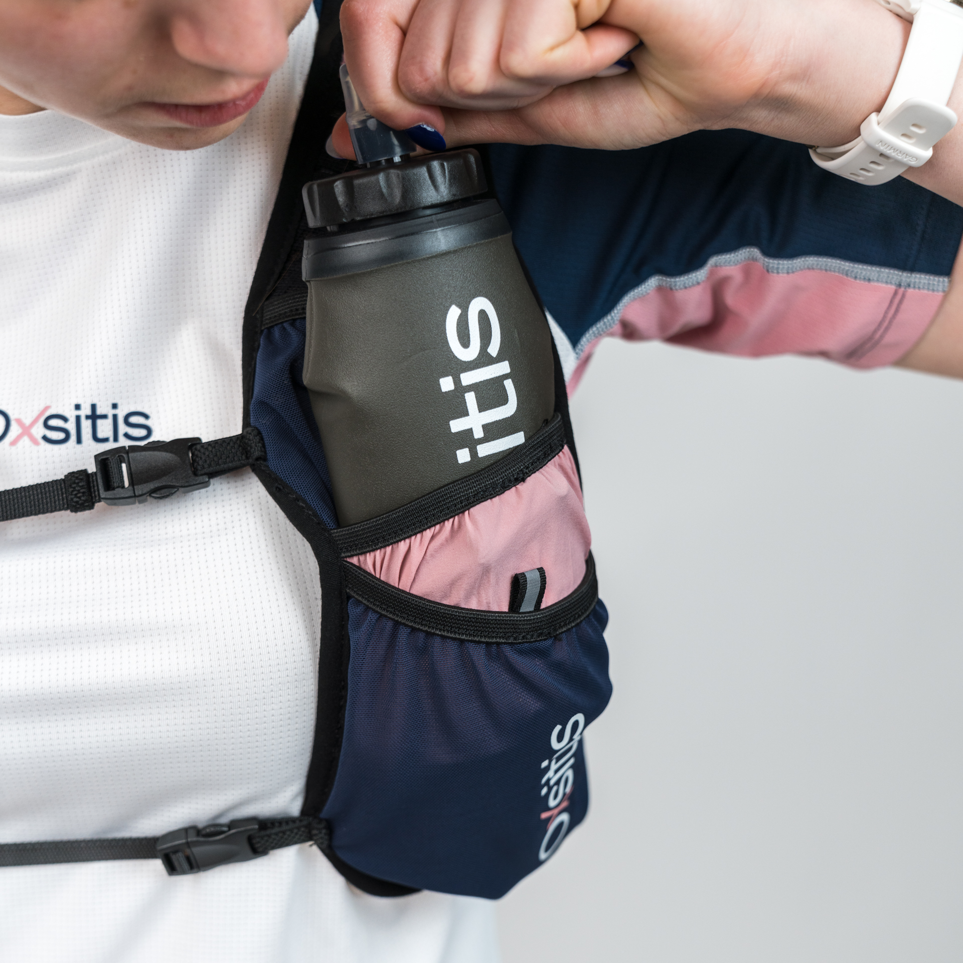 GRAVITY-5-BLEU-ROSE-DSC7002