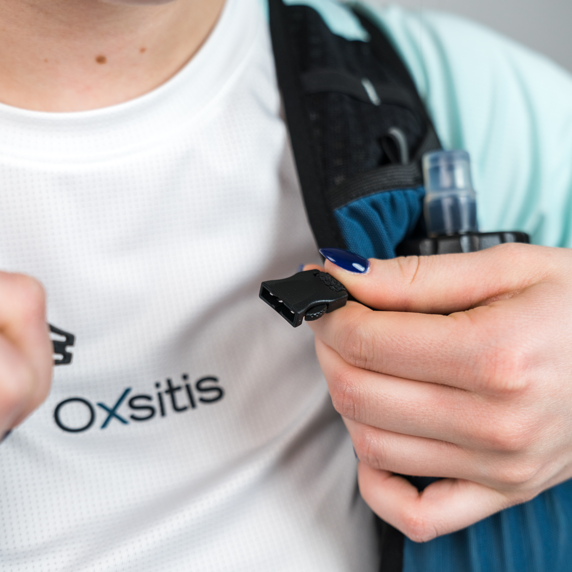 GRAVITY-10W-BLEUVERTCLAIR-DSC6917