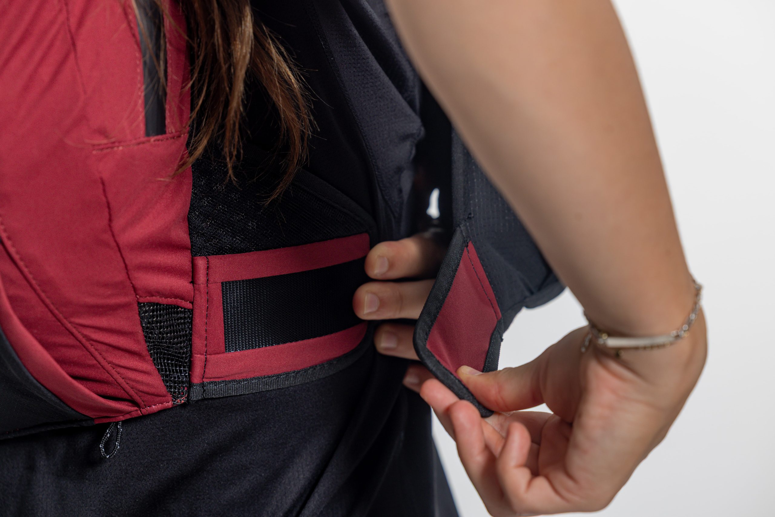 SPECTRE-12-W-BORDEAUX-21 Sac Spectre 12L W